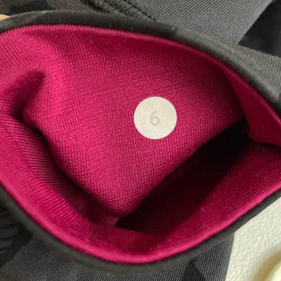 Lululemon Wunder Under Crop Leggings Brisk Bloom Black Soot Size 6 - Picture 5 of 7